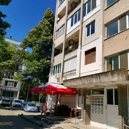 Alexandria - Beachfront & Sea Garden * 布尔加斯